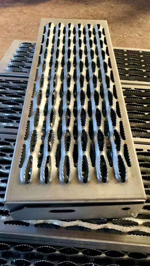 鱷魚嘴防滑板的介紹