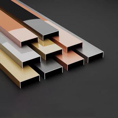 12年的邁騰窗邊不銹鋼條怎么拆 12年的邁騰窗邊不銹鋼條怎么拆